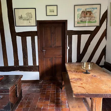 Chaumiere Normande, Les Pommiers Proches De La Blonville-sur-Mer