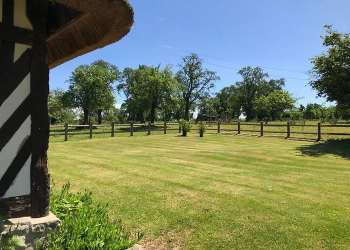 Hébergement de vacances Chaumière Normande, Les Pommiers Proches De La *