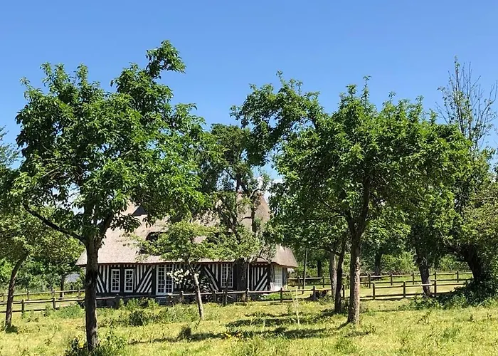 Chaumière Normande, Les Pommiers Proches De La Hébergement de vacances *